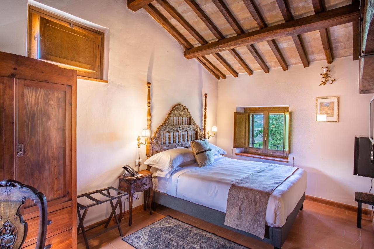 Borgo Petroro Hotel Todi Exterior photo