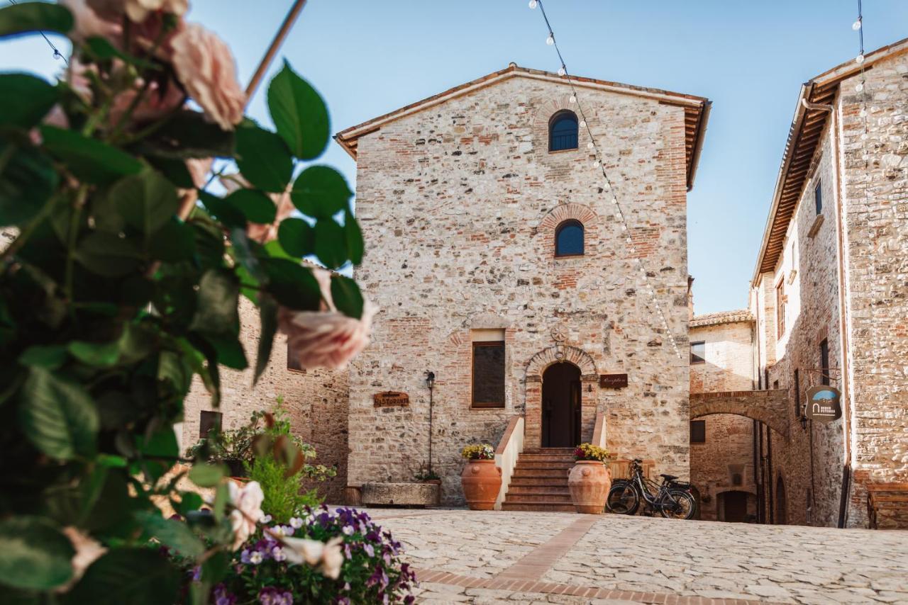 Borgo Petroro Hotel Todi Exterior photo