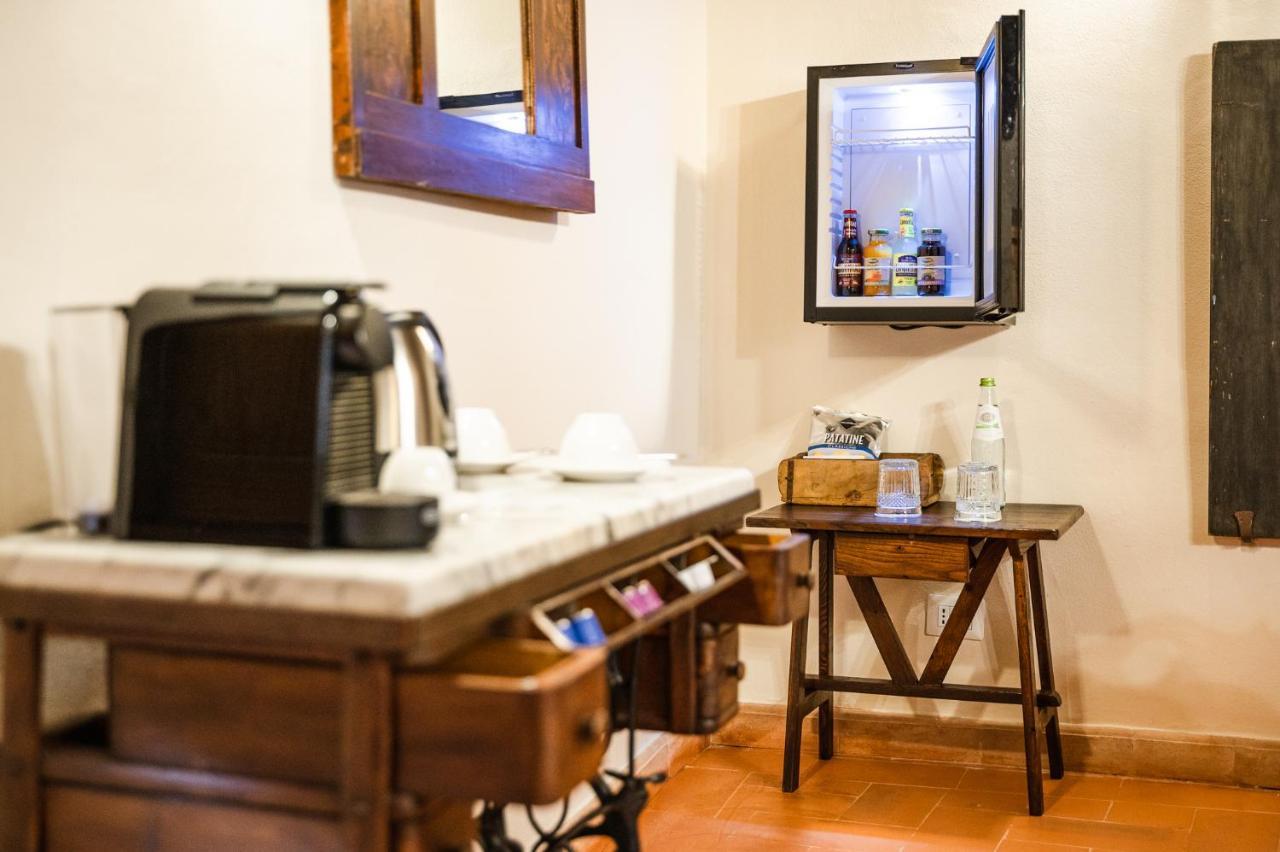 Borgo Petroro Hotel Todi Exterior photo