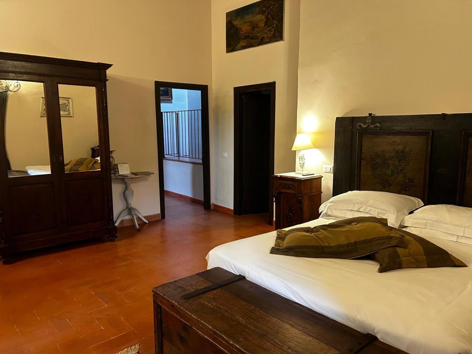 Borgo Petroro Hotel Todi Exterior photo